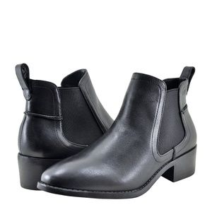Steve Madden DICEY Black Leather Booties